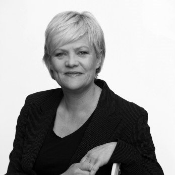 Image missing description