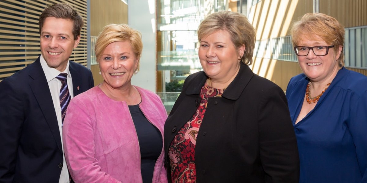 Foto av Knut Arild Hareide, Siv Jensen, Erna Solberg og Trine Schei Grande.